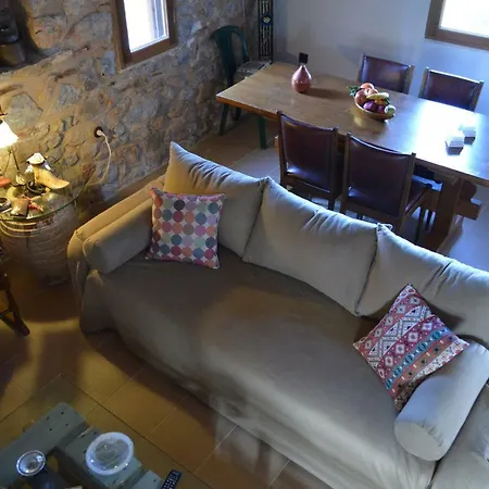 Ferienhaus Skamnaki Stonehouse